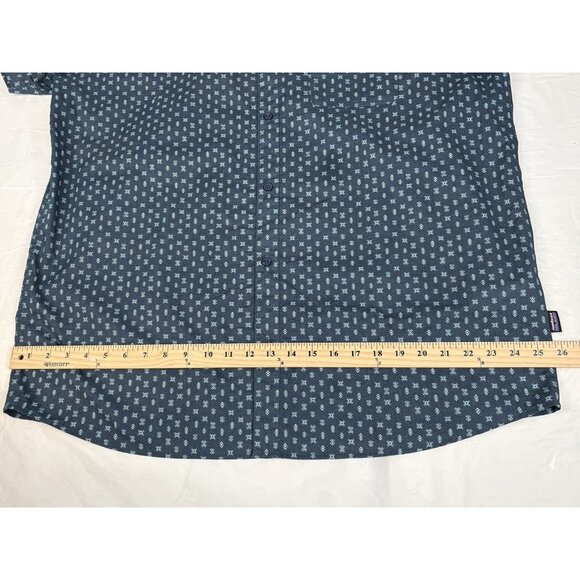 Patagonia Go To Short Sleeve Button Shirt Men’s XXL Blue Geometric AOP 52691 - Picture 11 of 13